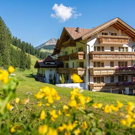 Hotel Somont Selva di Val Gardena Kültér fotó
